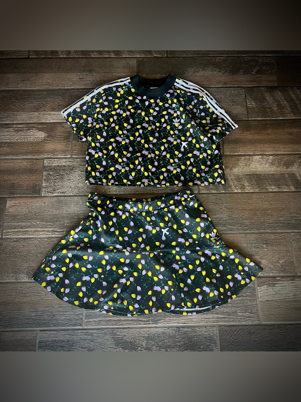 Adidas black lavender & yellow floral AOP skirt and cropped t shirt set L